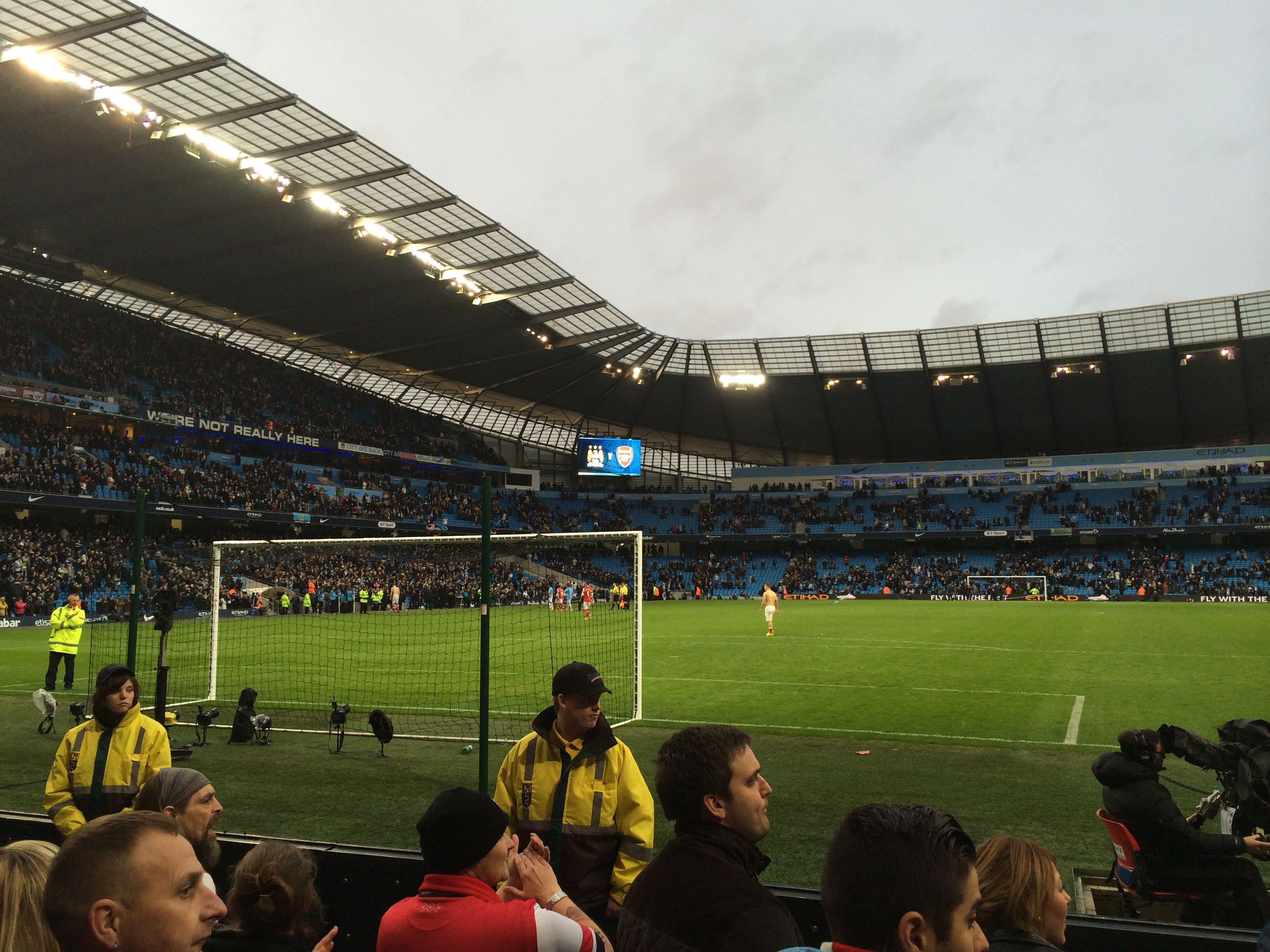 尔迎来他的 尔迎来他的